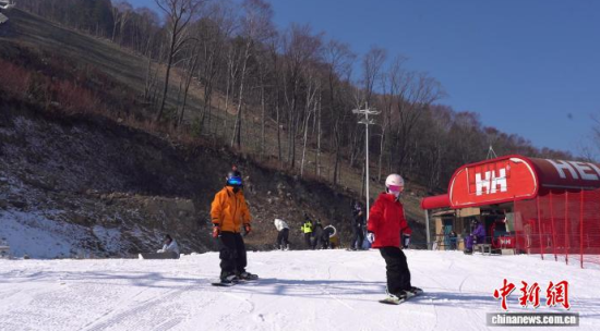 ��ѩ�ۺ����w򞡰�׻�������ʯ���� �z