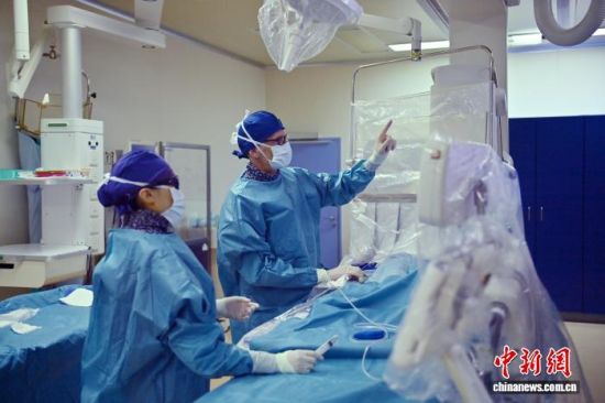 10��17���������L(zh��ng)����������(��)�����g(sh��)�������� �z