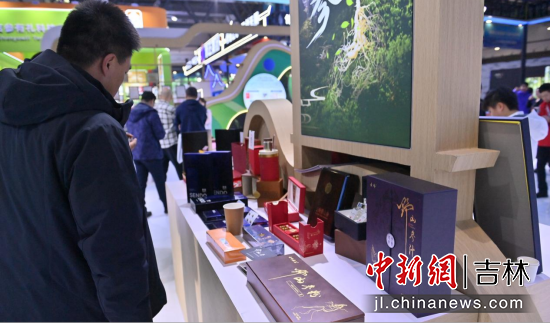 ������(hu��)�����ˁ��Ԗ|�����������n�����ɹŇ���7��(g��)���Hչ�F(tu��n)��41�Ҹ۰��_(t��i)�S��I(y��)���c������/�z